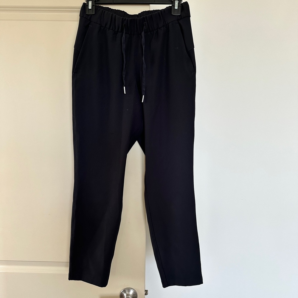 lululemon black 7/8 tapered pants
